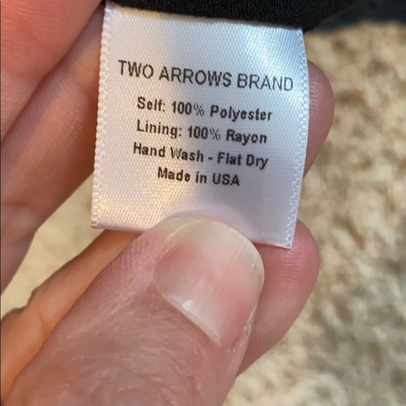 Two Arrows Zip up Jacket - Picture 6 of 7